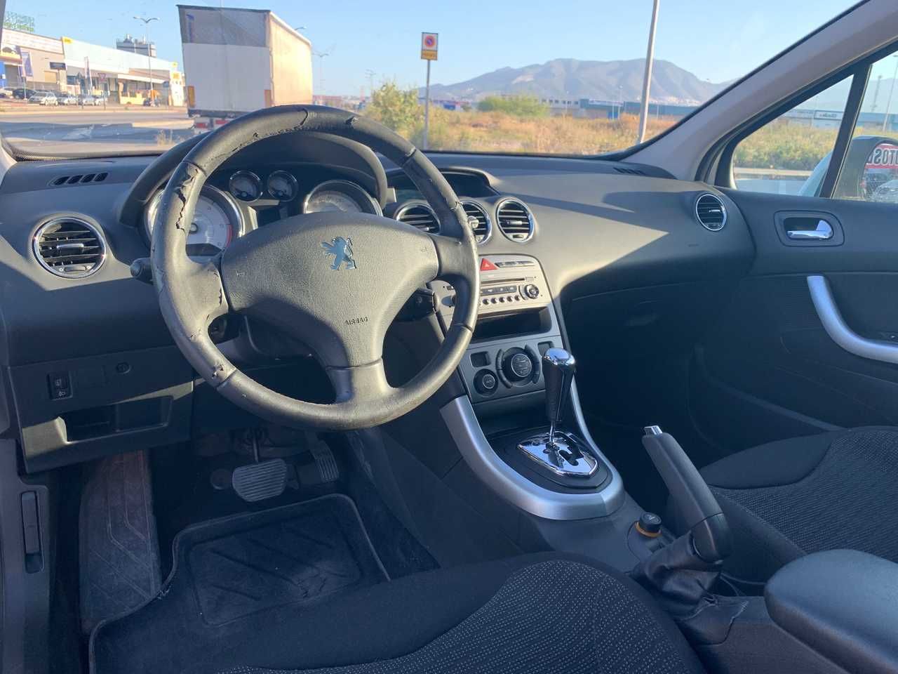 Foto Peugeot 308 SW 8
