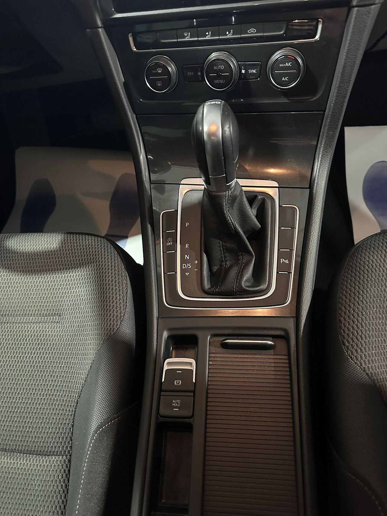 Foto Volkswagen Golf 8