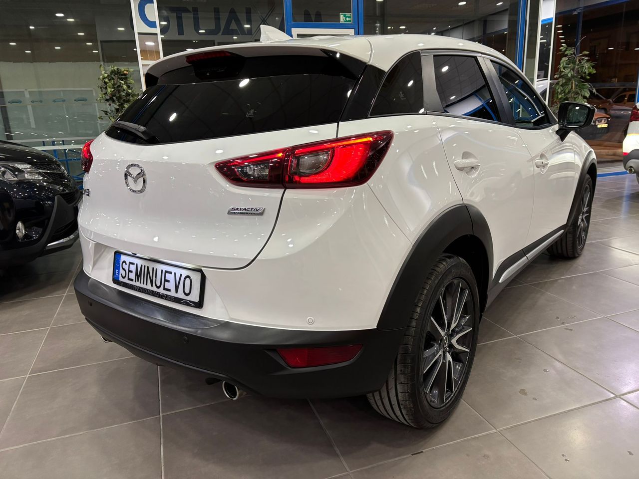 Foto Mazda CX-3 4