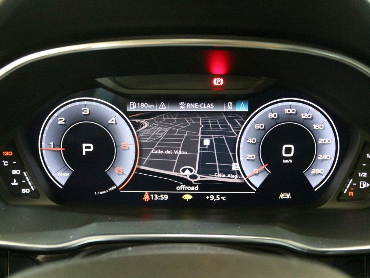 Foto Audi Q3 24