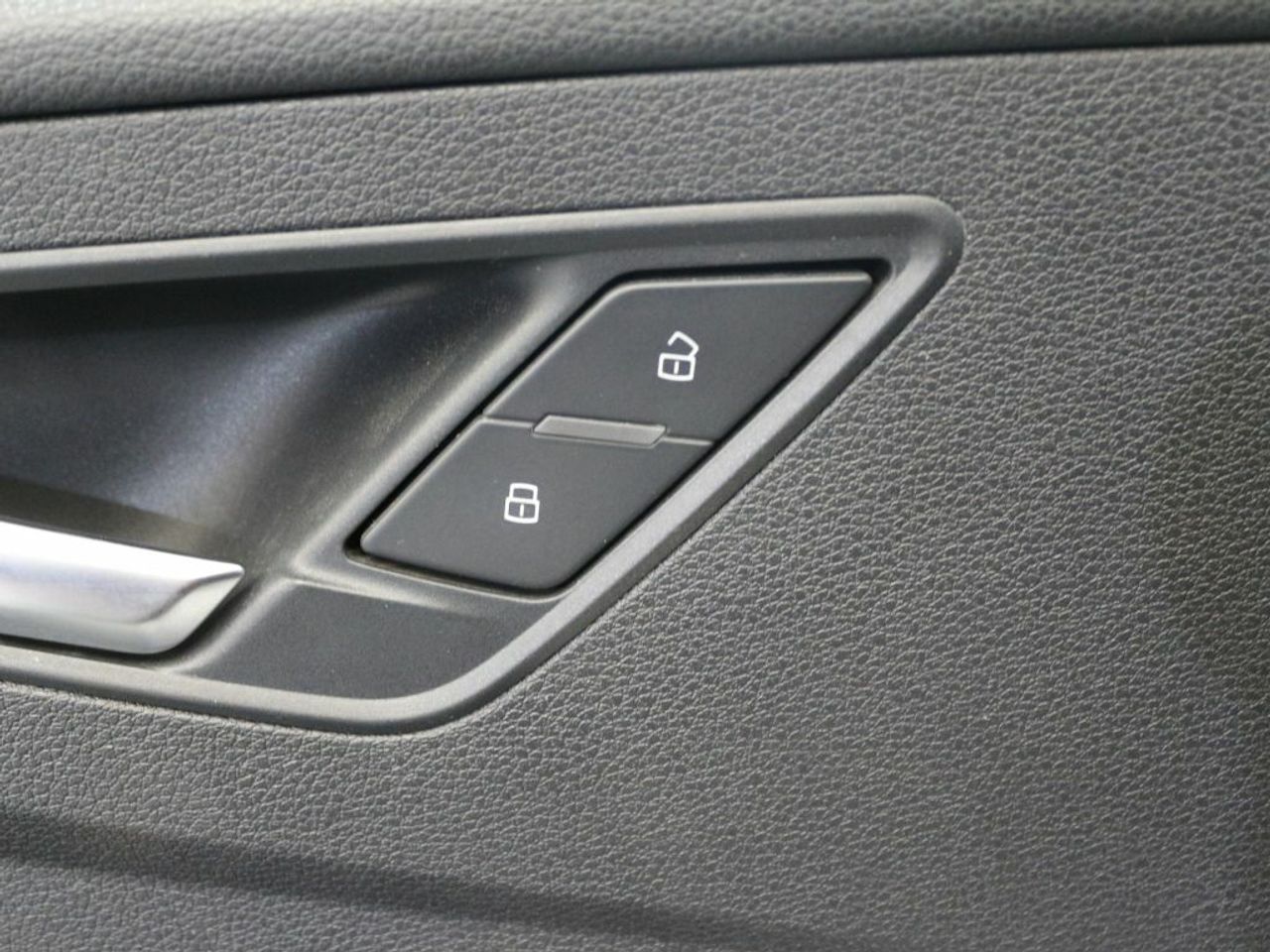 Foto Audi Q2 8