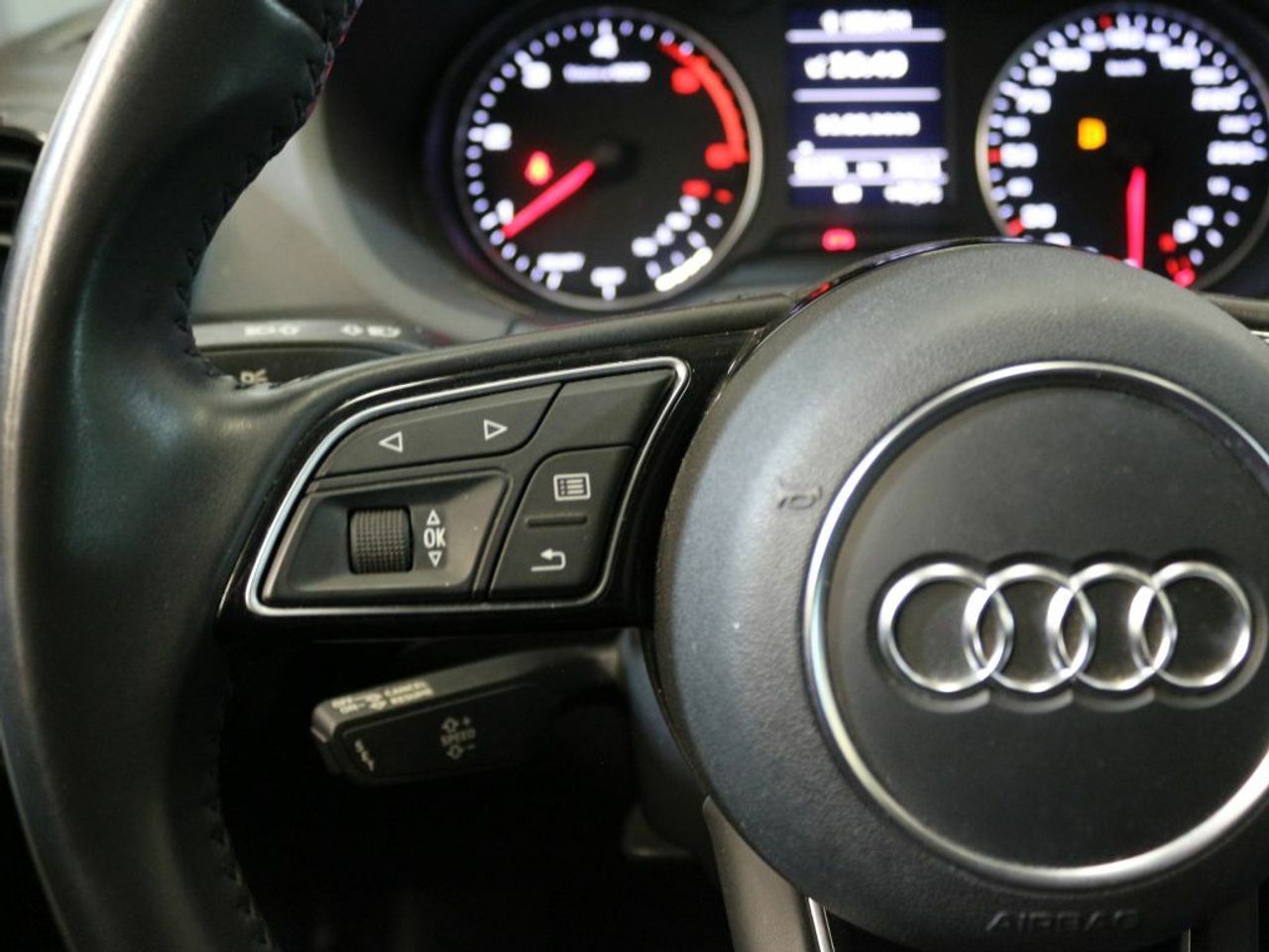Foto Audi Q2 15