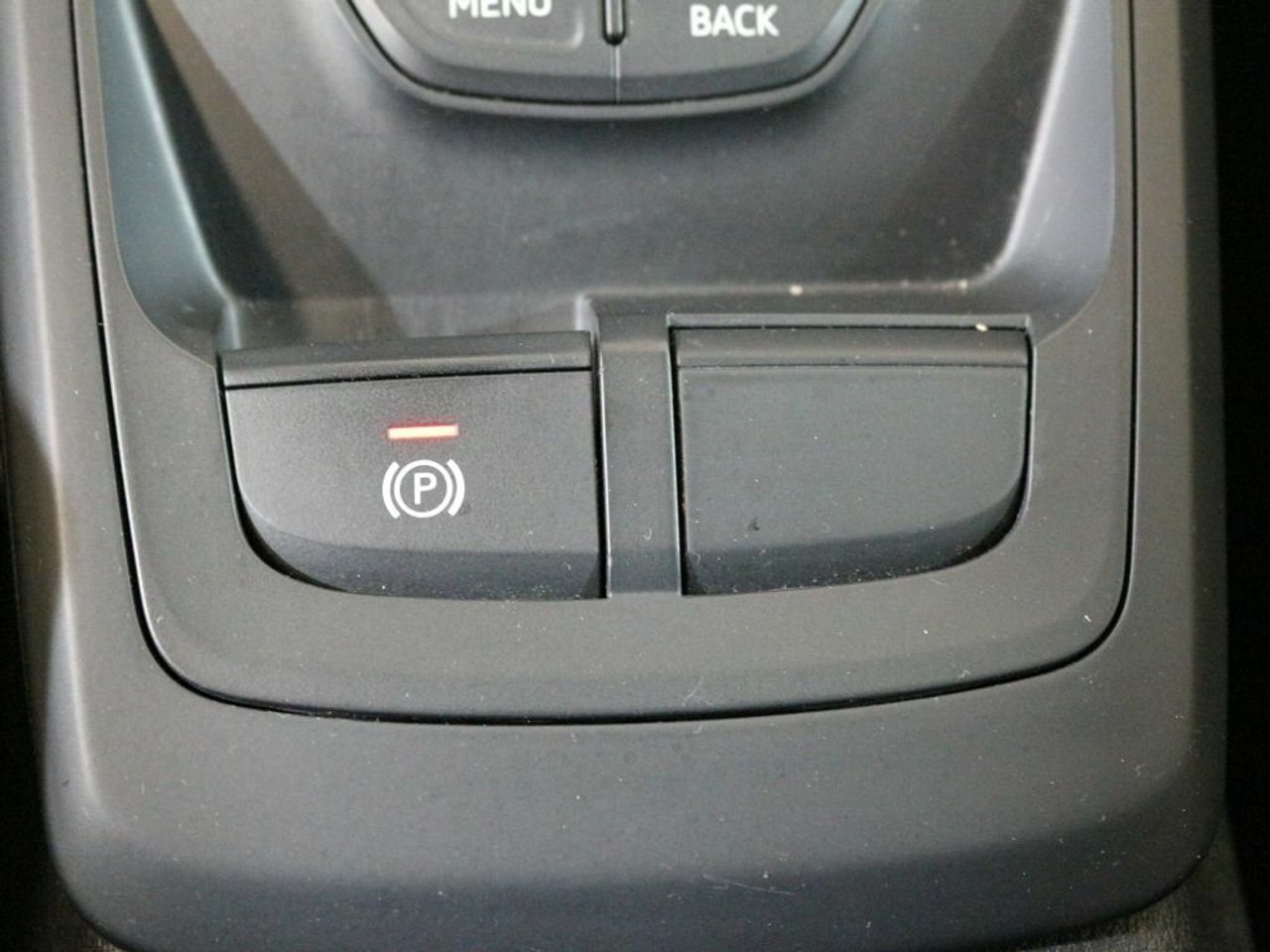 Foto Audi Q2 25