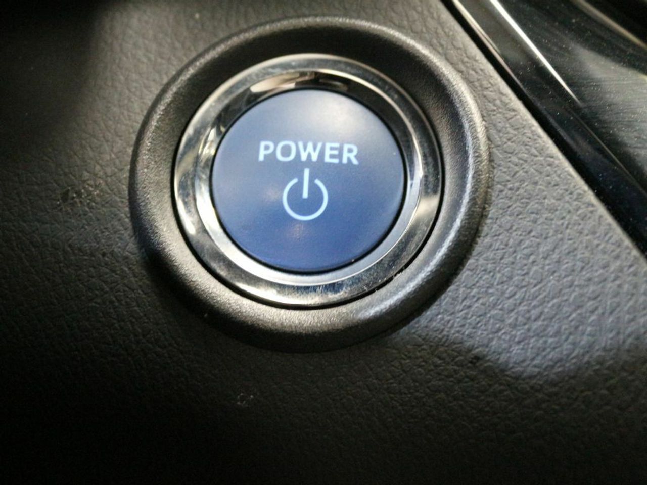 Foto Toyota C-HR 21