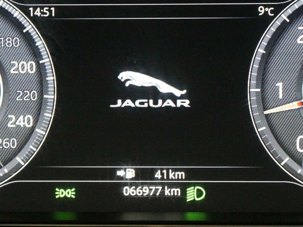 Foto Jaguar E-Pace 27