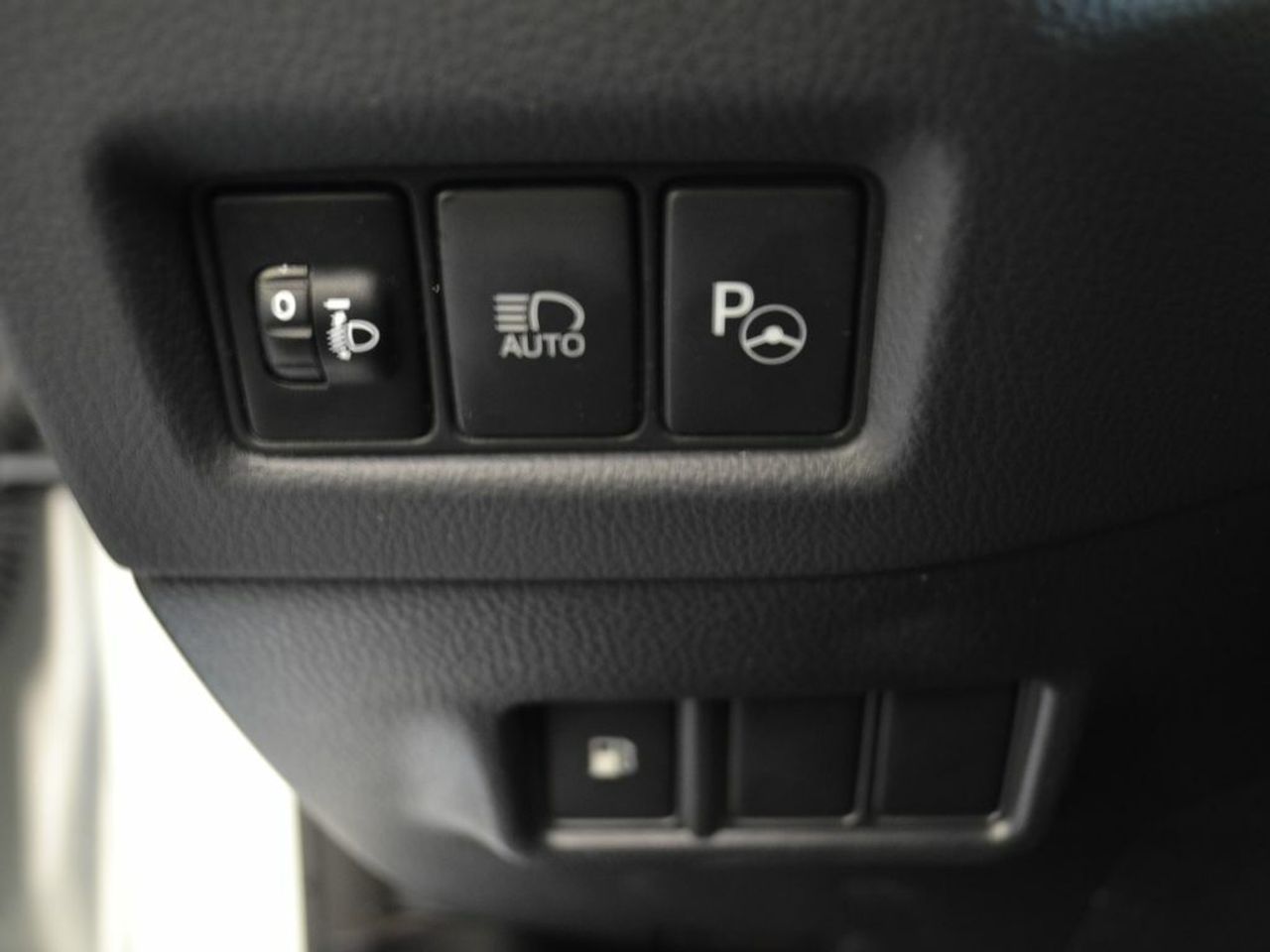 Foto Toyota C-HR 9