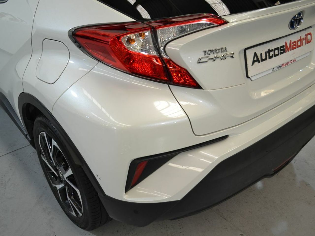 Foto Toyota C-HR 27