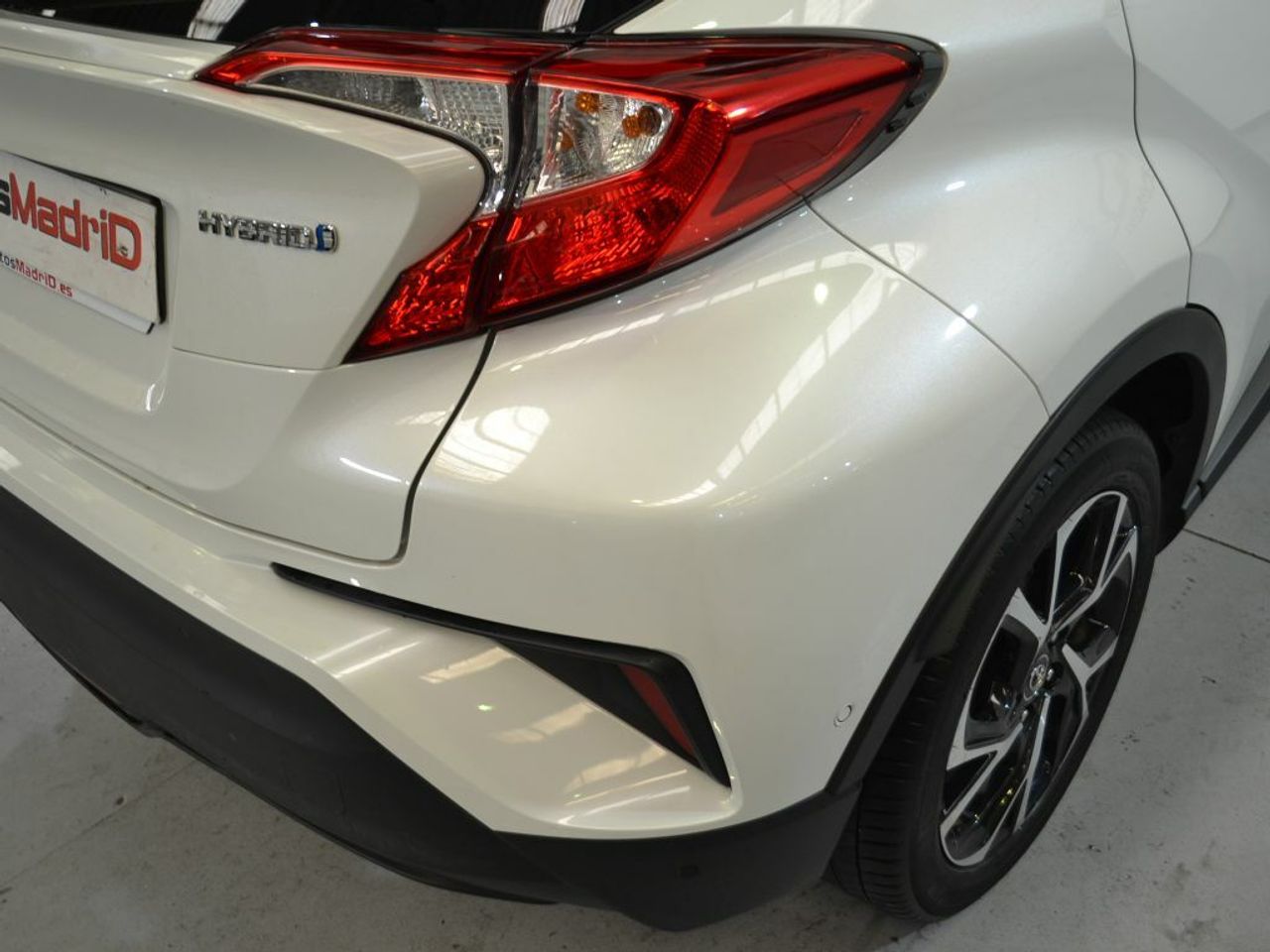 Foto Toyota C-HR 28