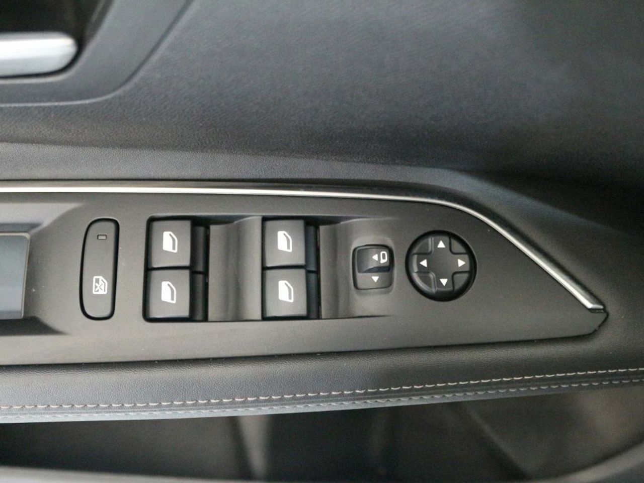 Foto Peugeot 3008 9