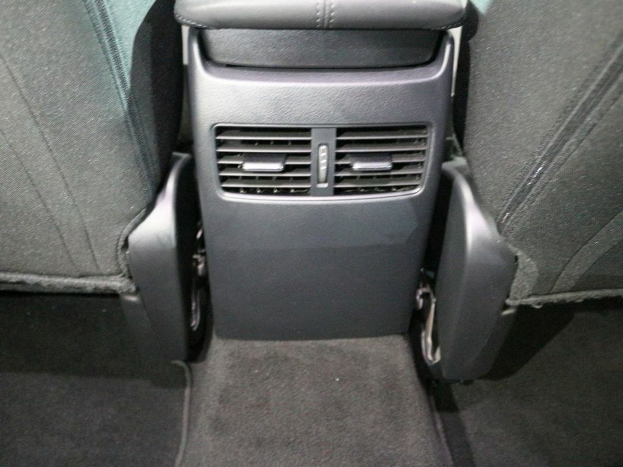 Foto Mazda CX-30 15