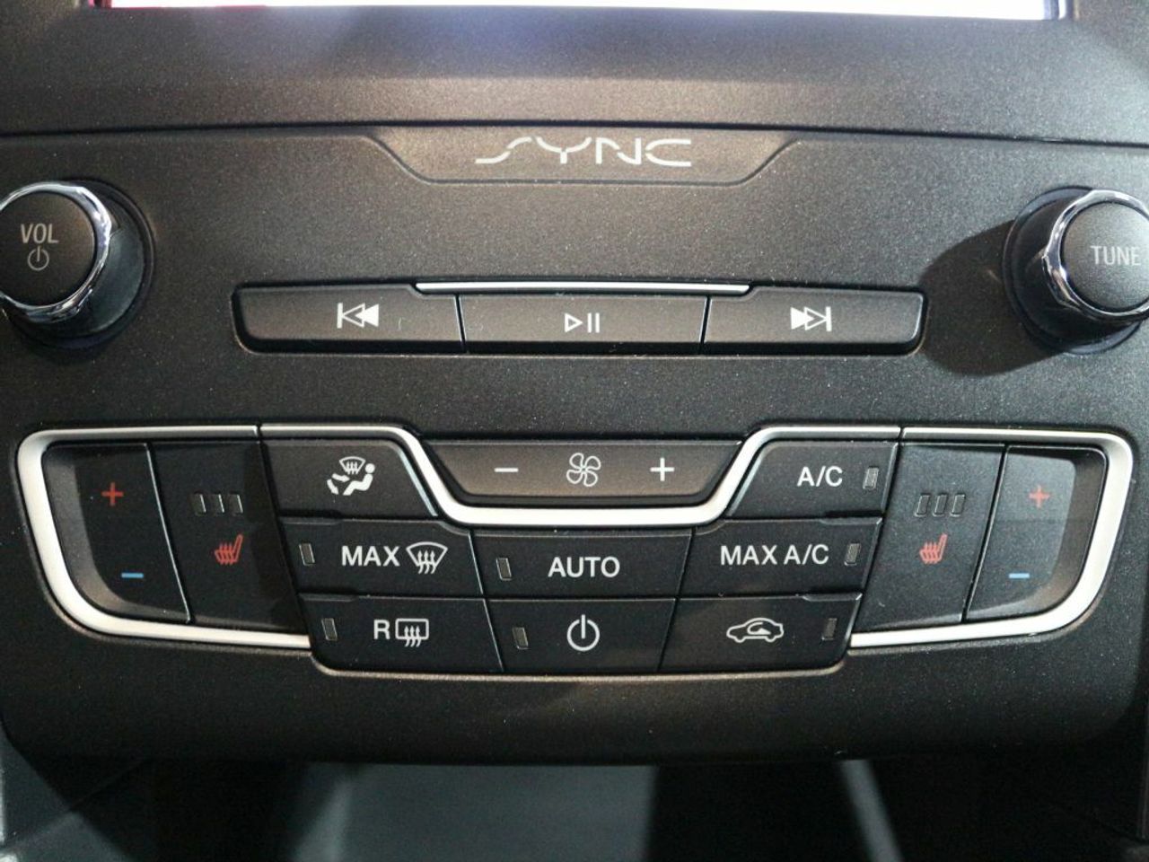 Foto Ford Mondeo 28