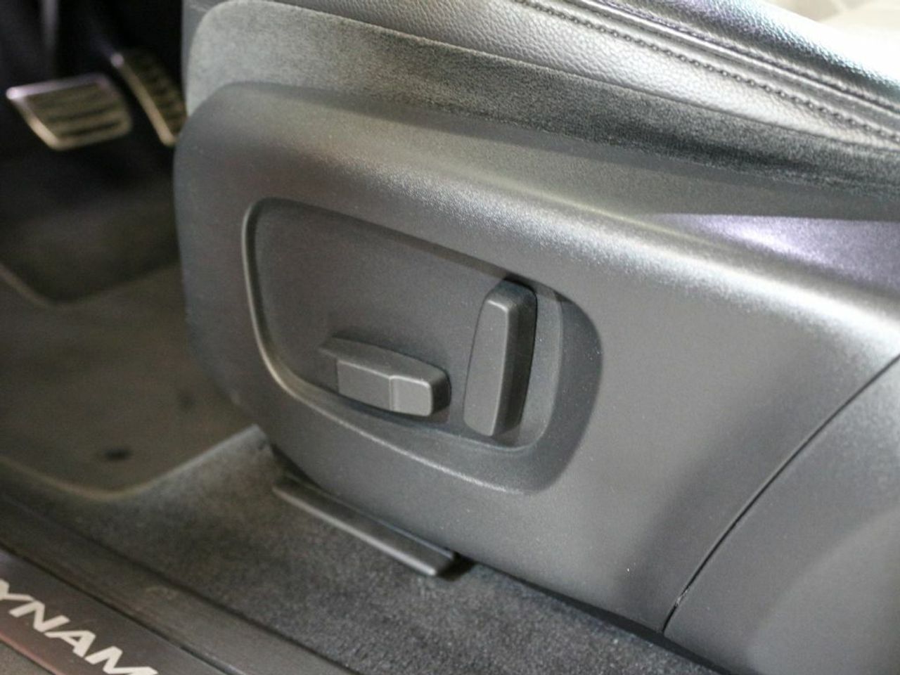 Foto Land-Rover Range Rover Evoque 12