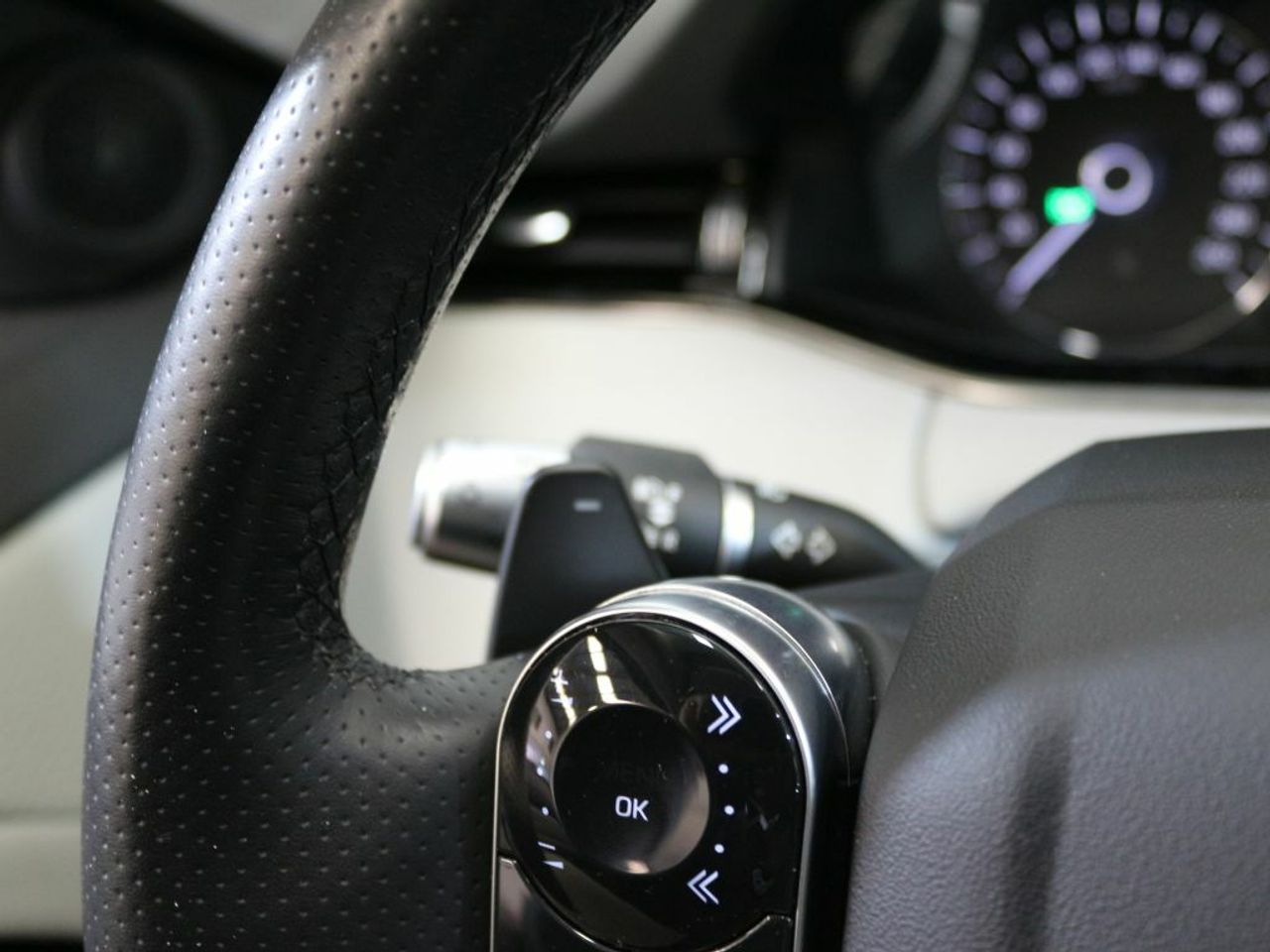 Foto Land-Rover Range Rover Evoque 24