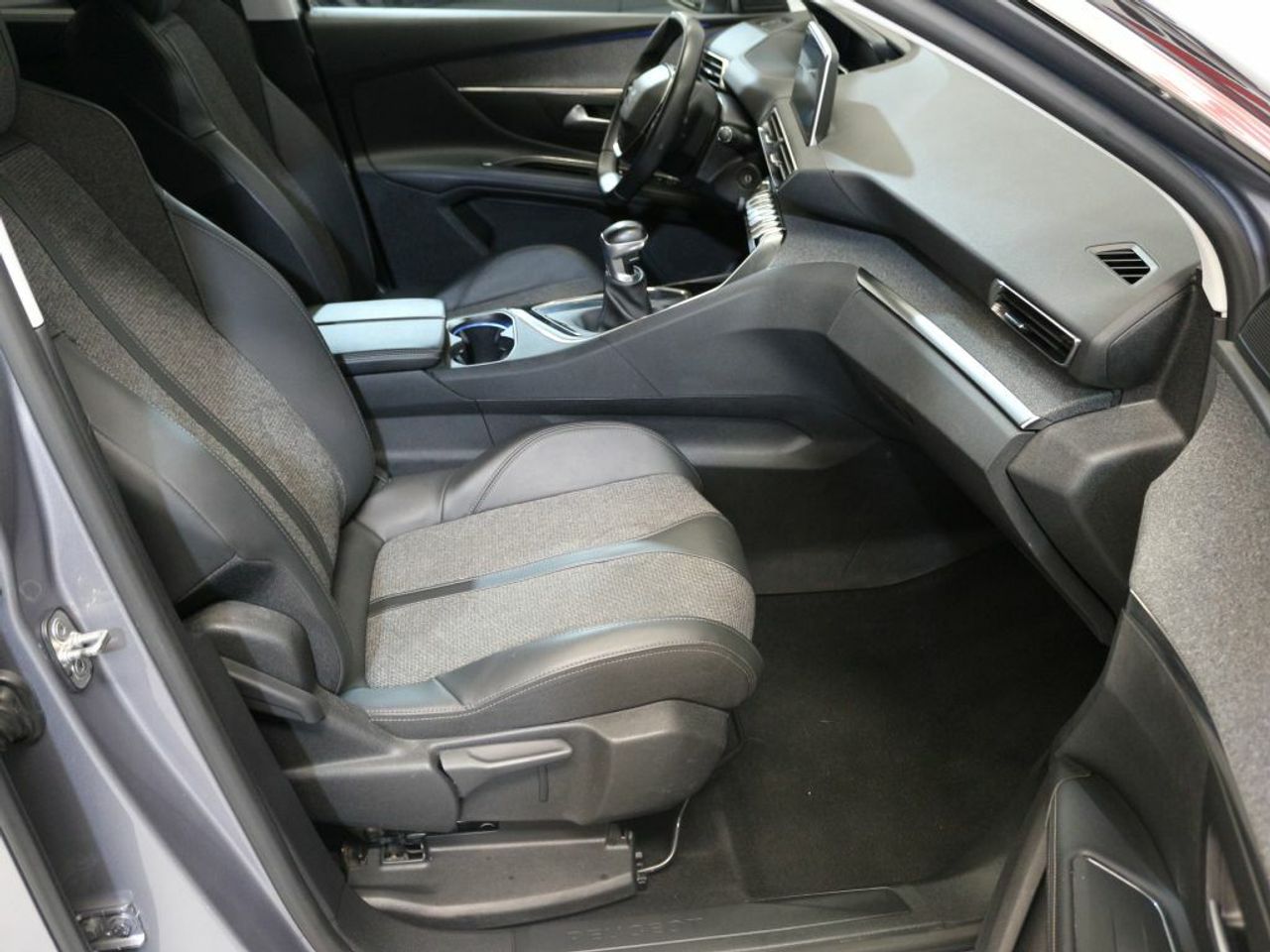 Foto Peugeot 5008 12