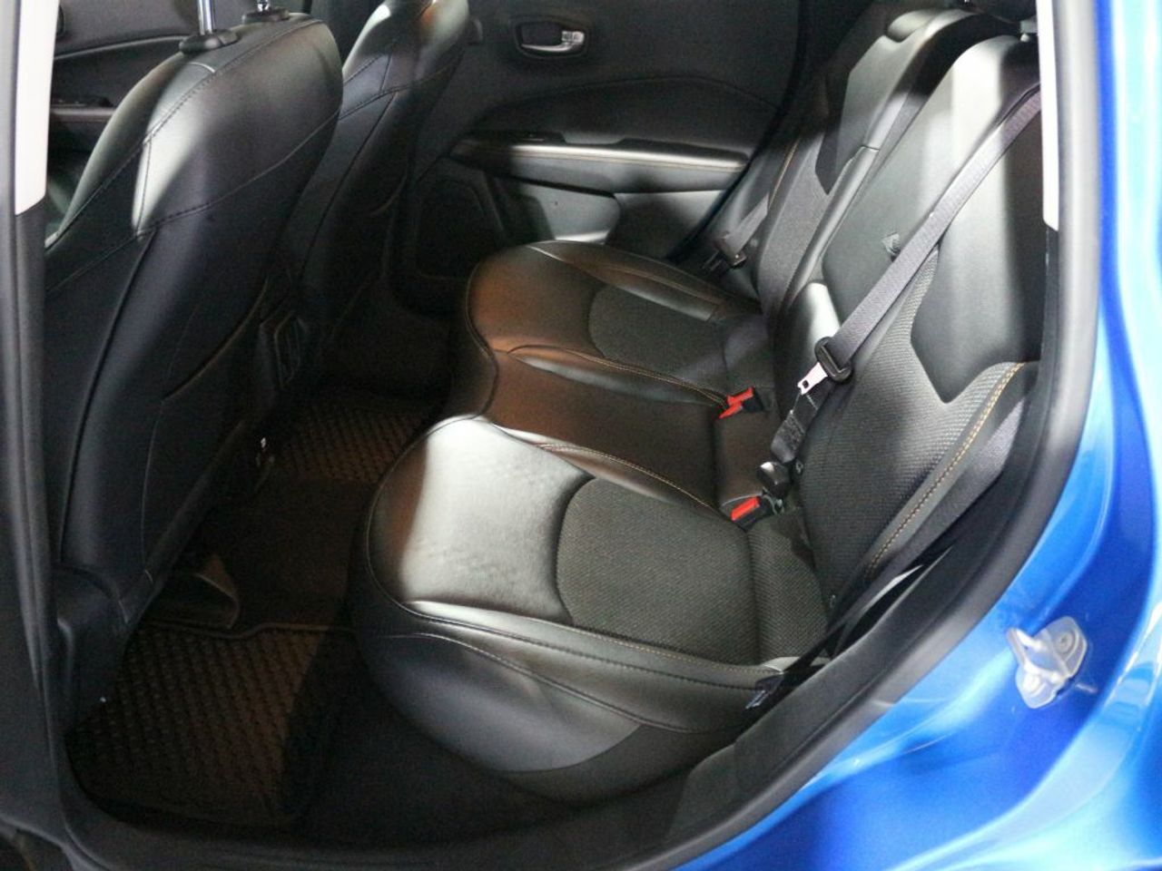 Foto Jeep Compass 14
