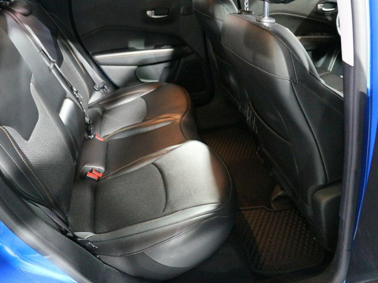 Foto Jeep Compass 15