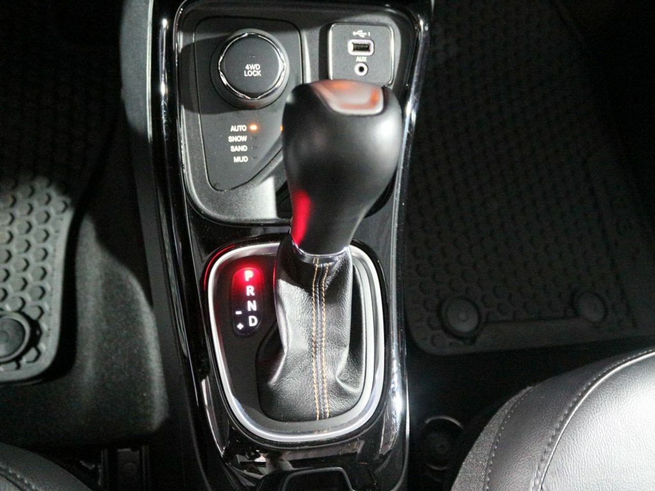 Foto Jeep Compass 32