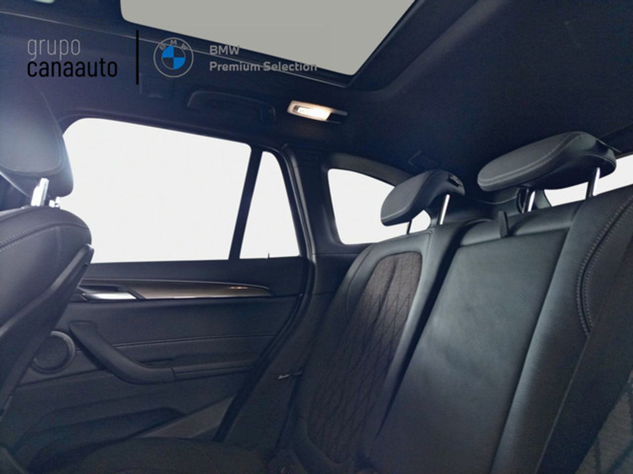 Foto BMW X1 9