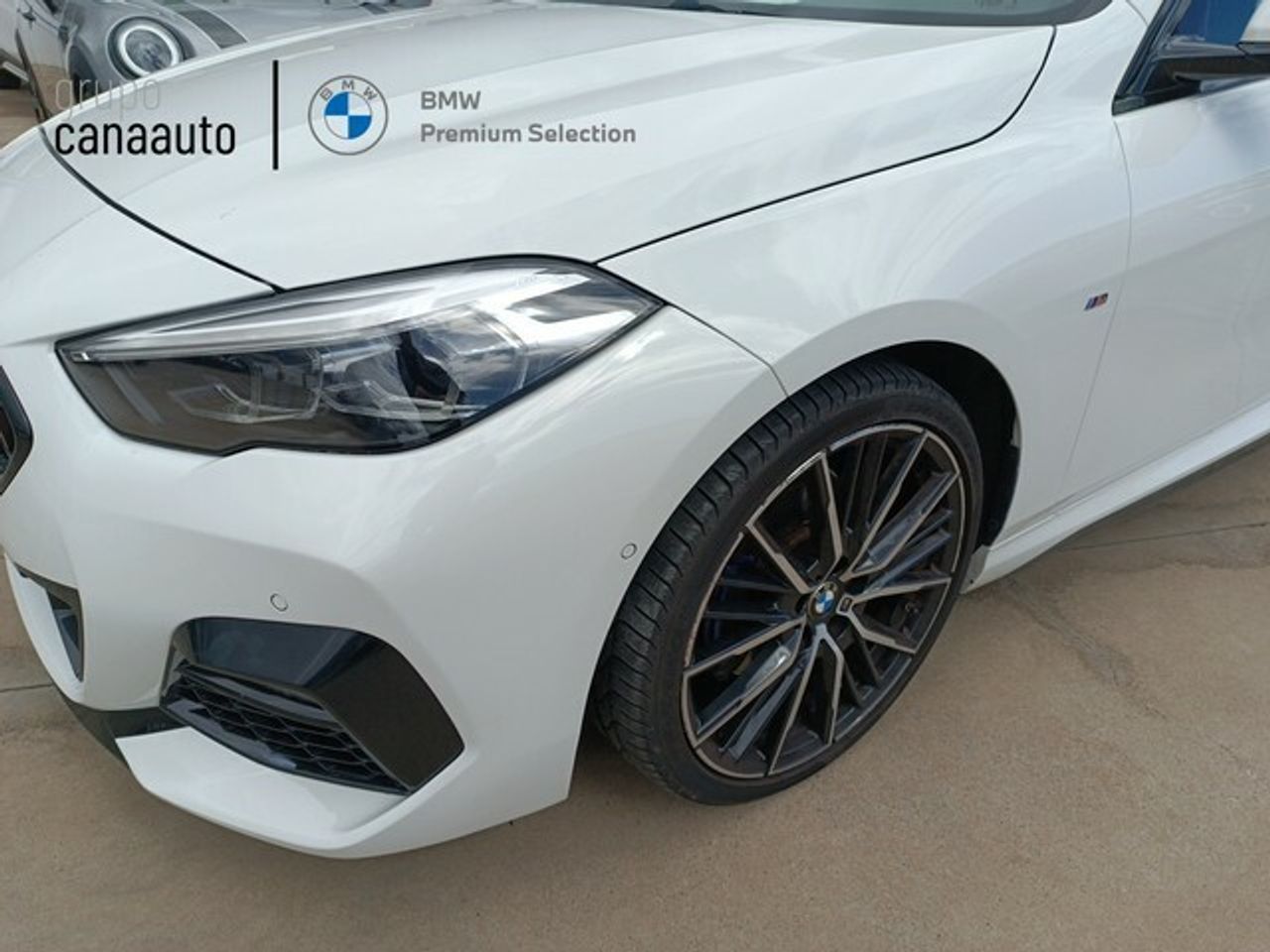 Foto BMW X1 6