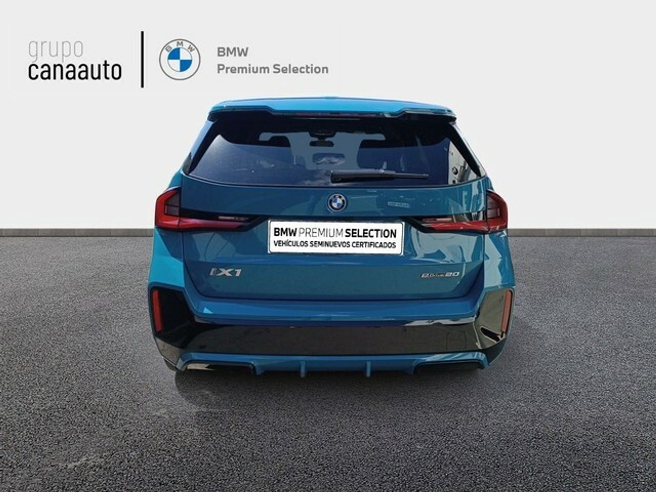 Foto BMW iX1 5
