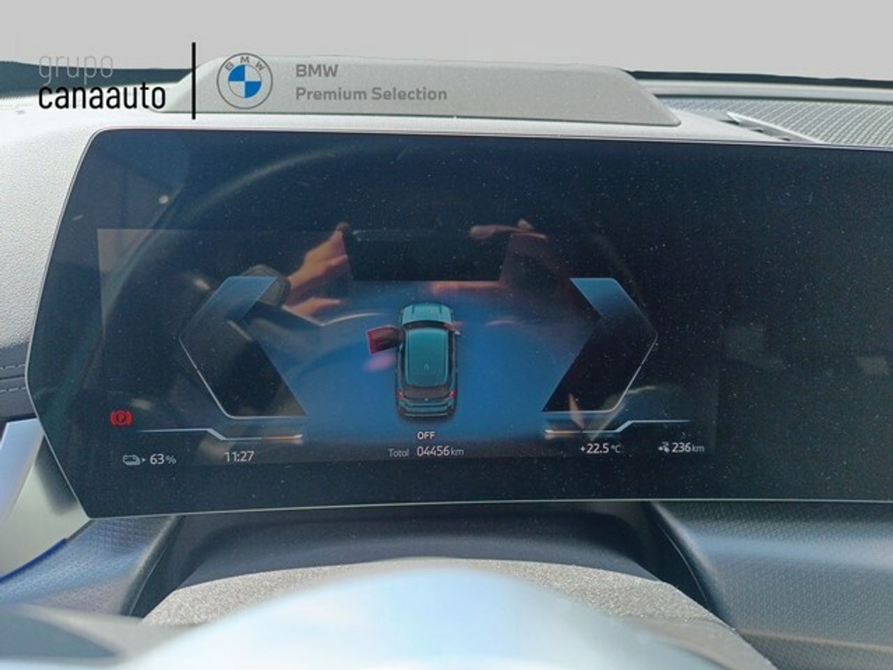 Foto BMW iX1 10