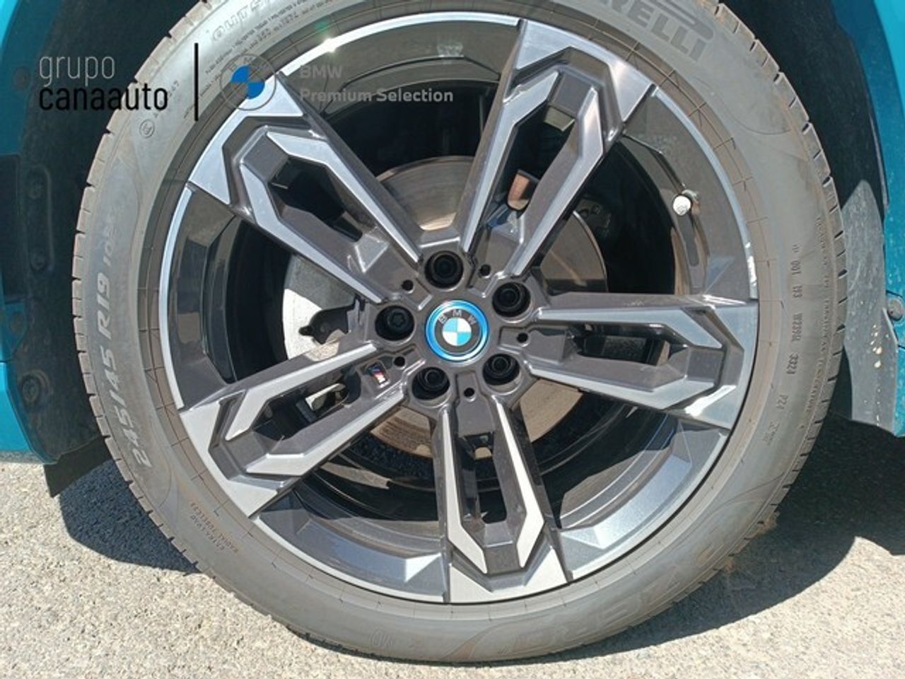 Foto BMW iX1 11