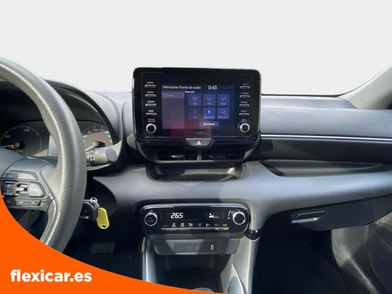 Foto Toyota Yaris 13