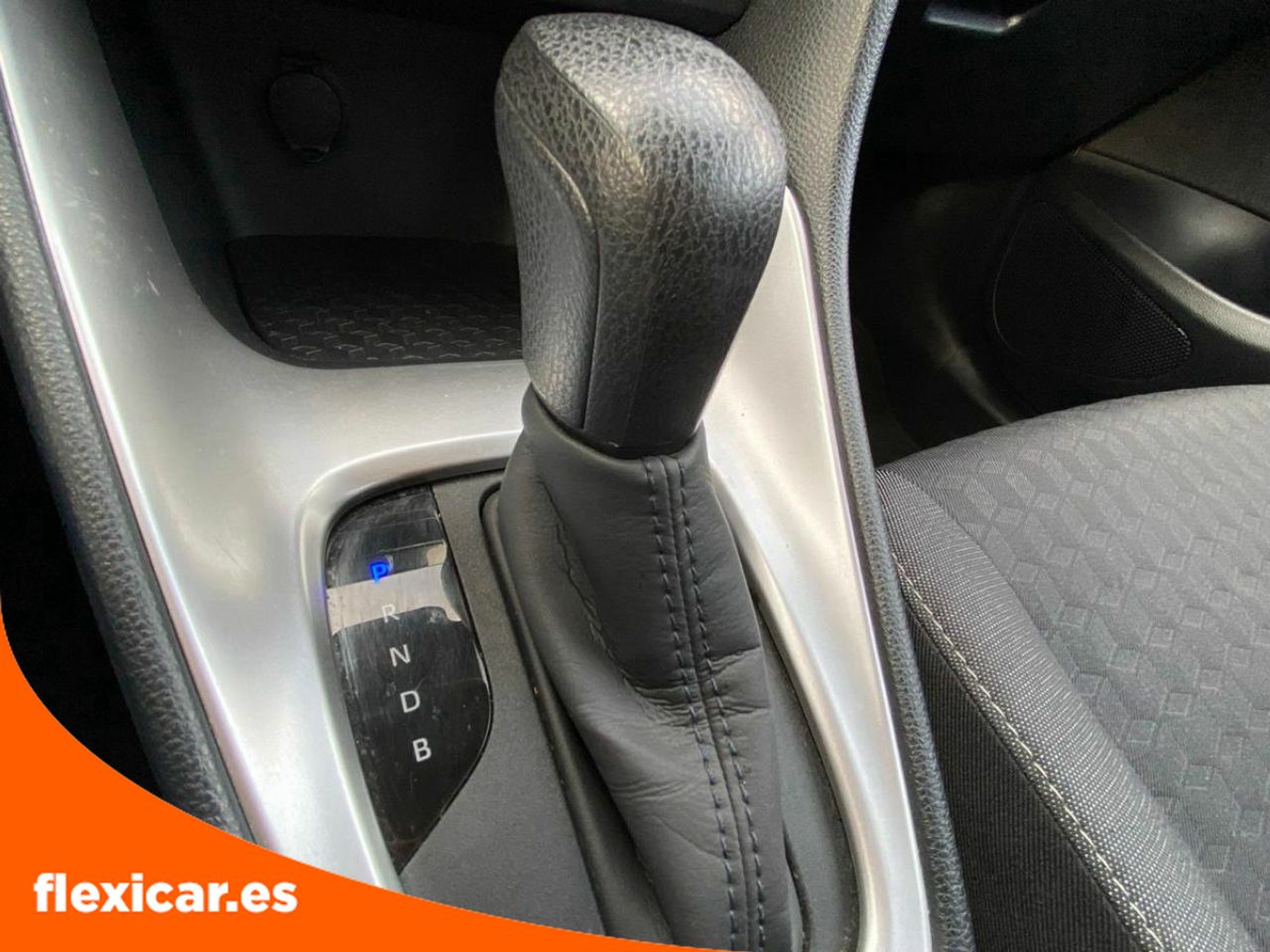 Foto Toyota Yaris 16