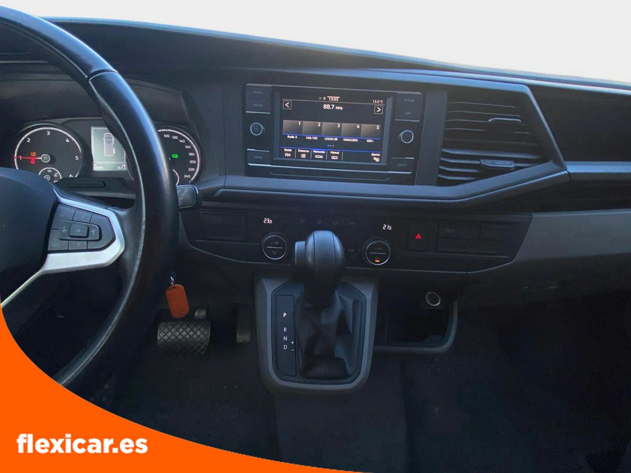 Foto Volkswagen Caravelle 11