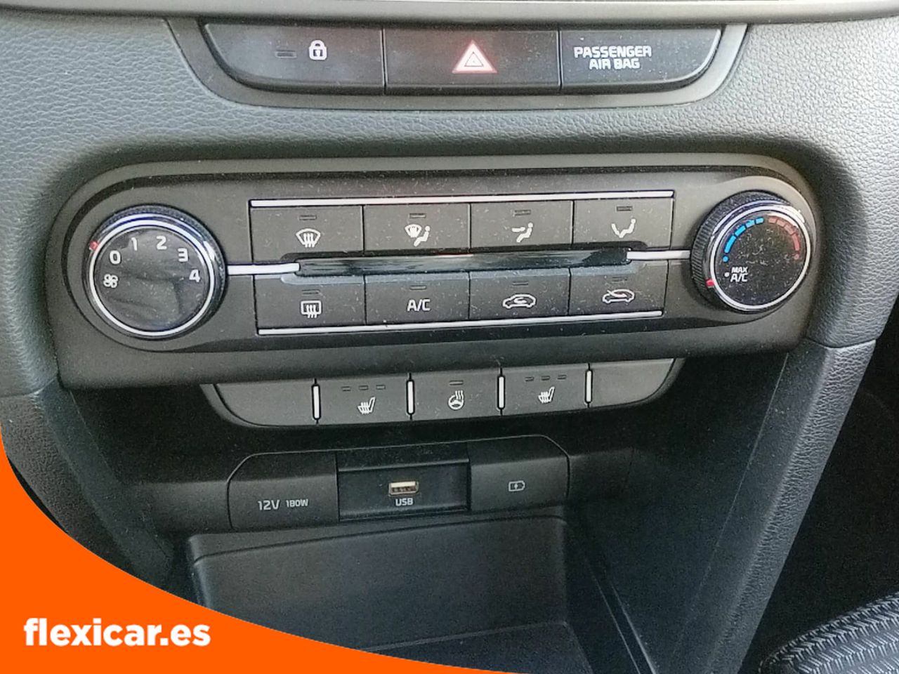 Foto Kia XCeed 15