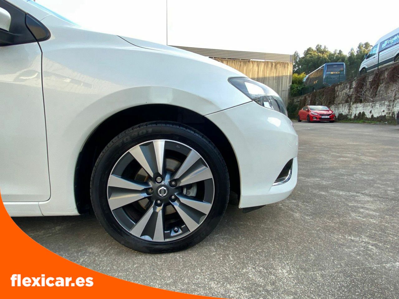 Foto Nissan Pulsar 16
