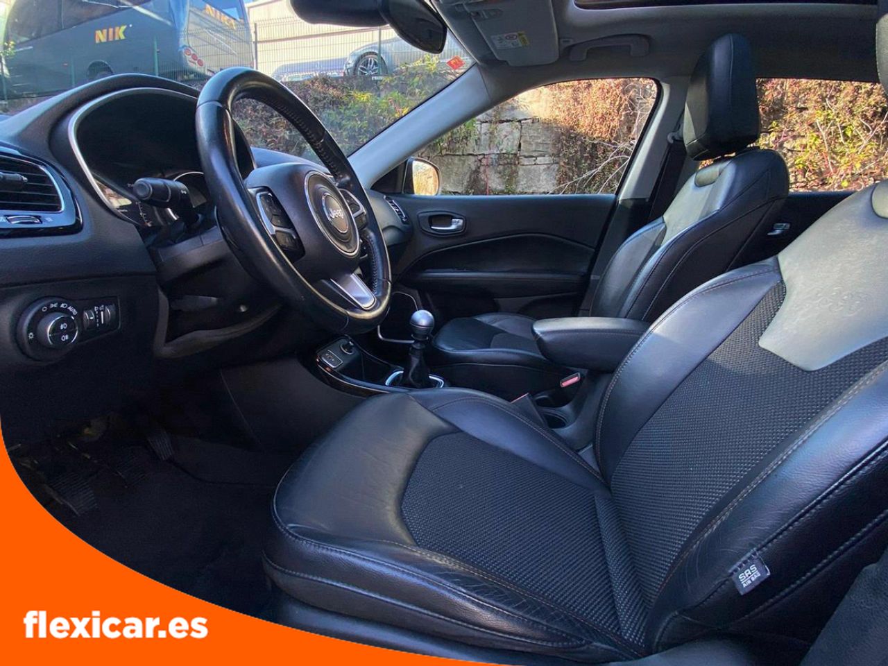 Foto Jeep Compass 15