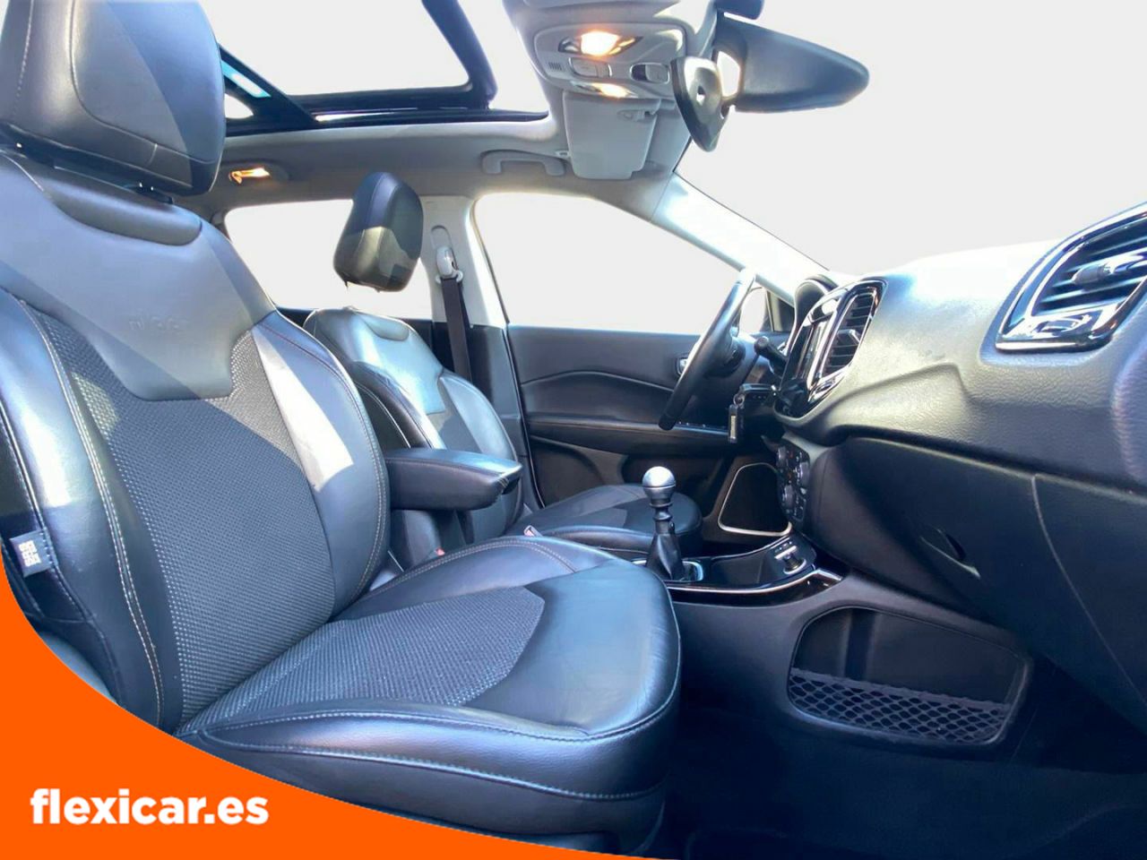 Foto Jeep Compass 17