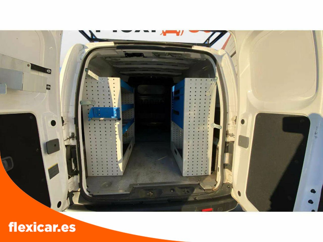 Foto Nissan NV200 11