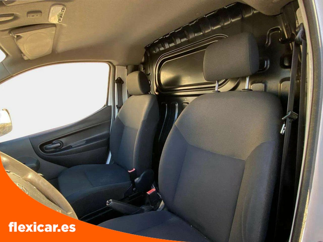Foto Nissan NV200 17