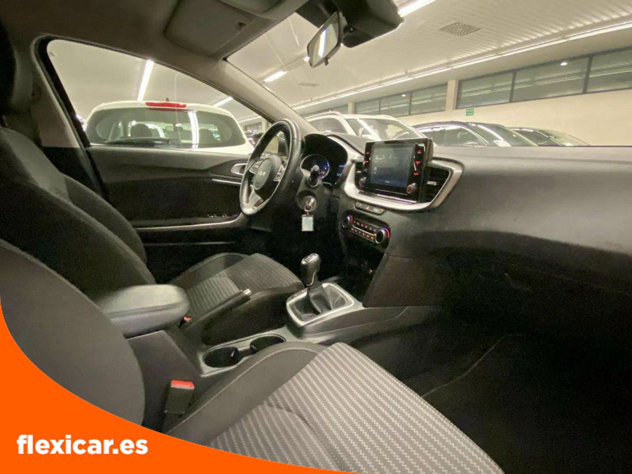 Foto Kia XCeed 18