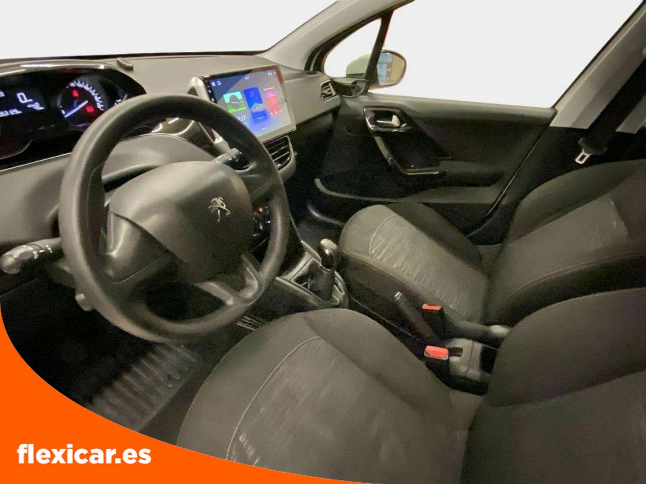Foto Peugeot 208 16