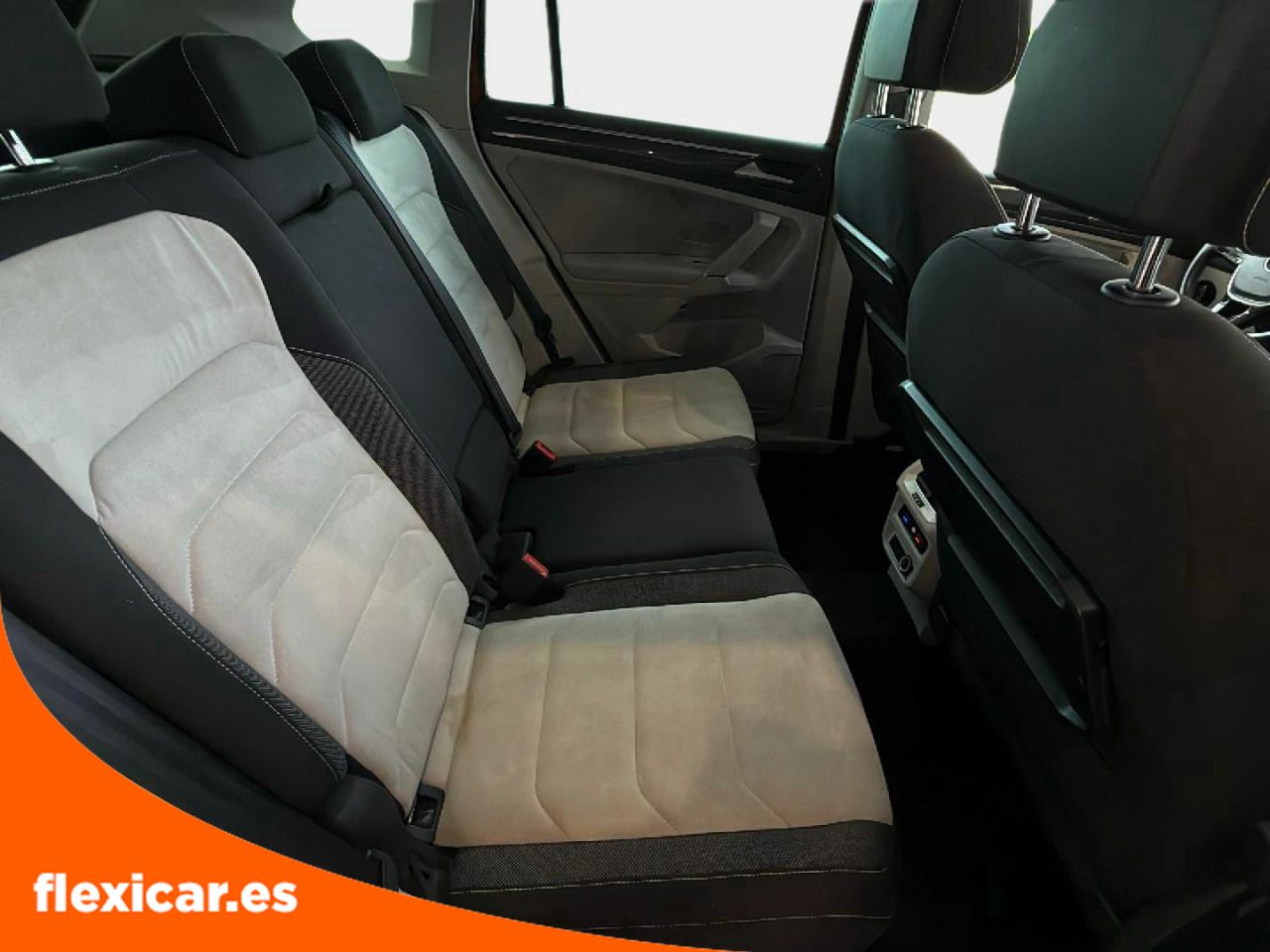 Foto Volkswagen Tiguan 15