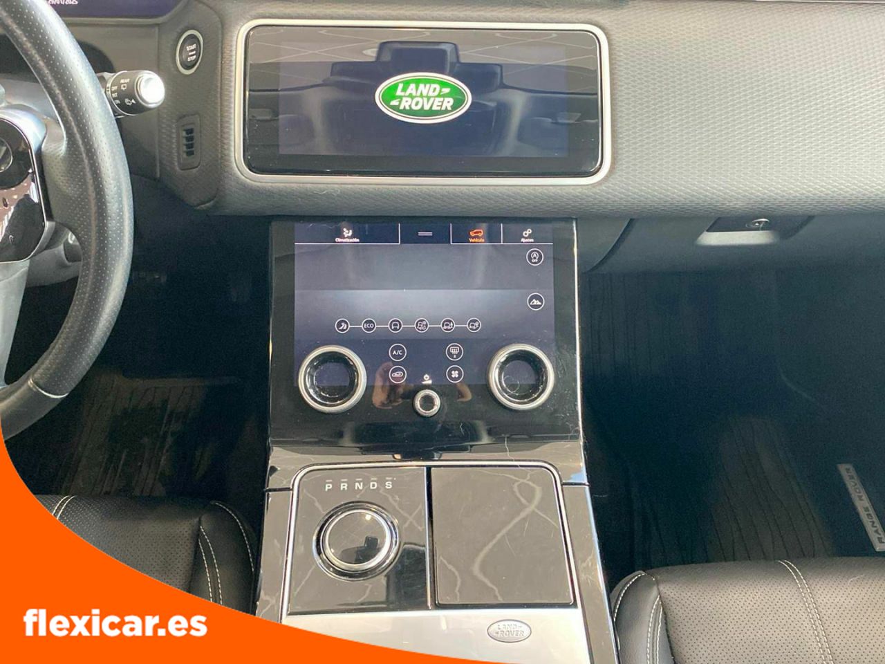 Foto Land-Rover Range Rover Velar 12