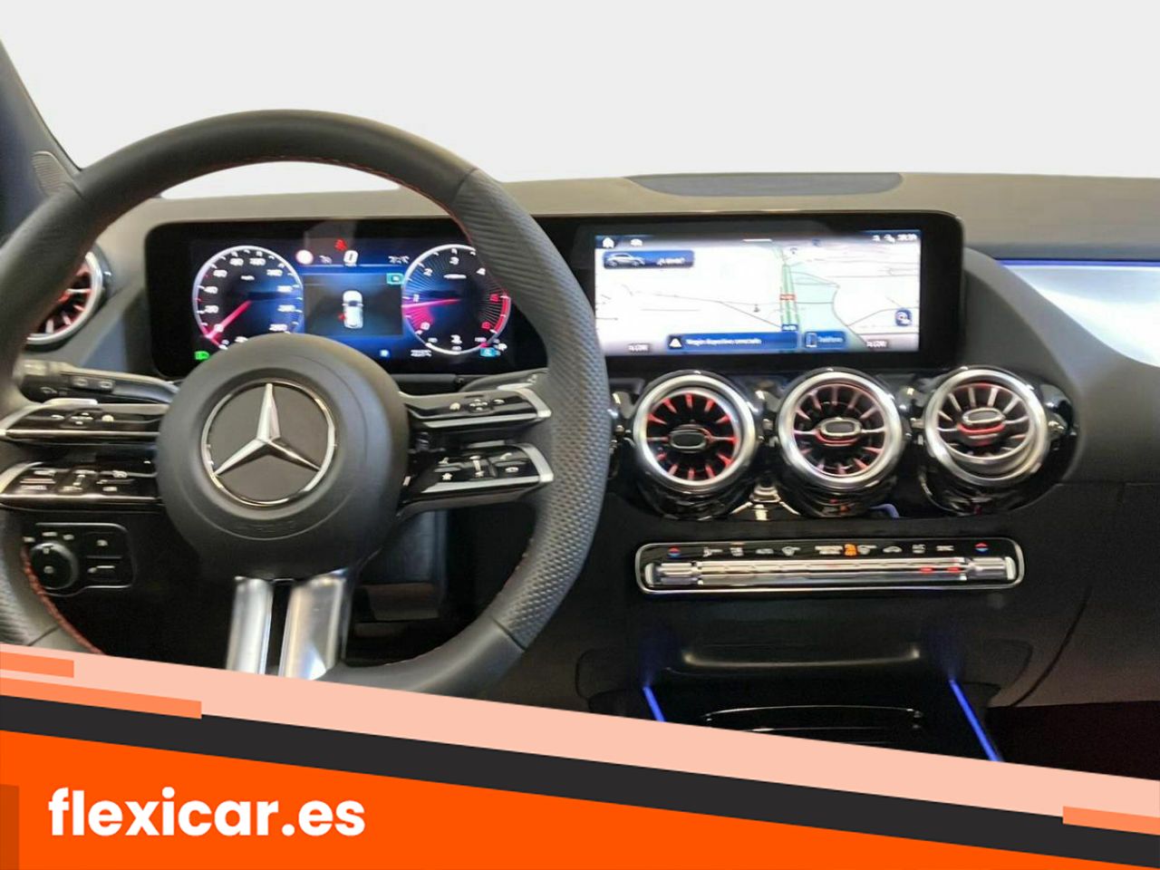 Foto Mercedes-Benz Clase GLA 12