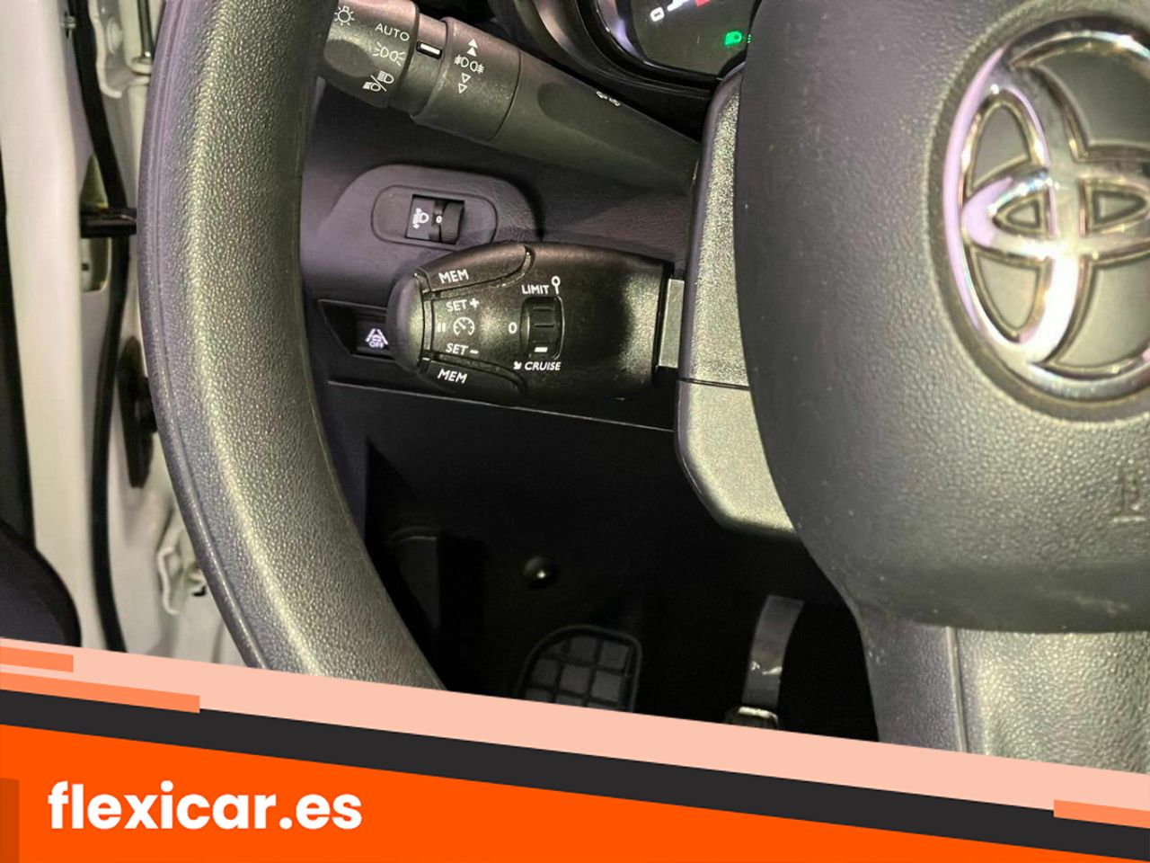 Foto Toyota Proace 16