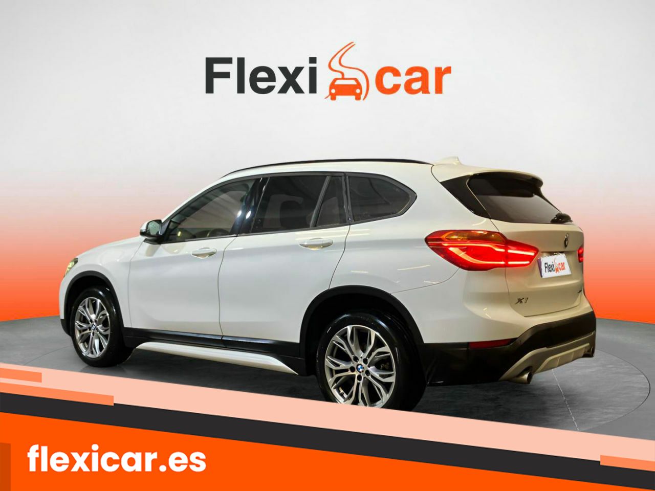 Foto BMW X1 9