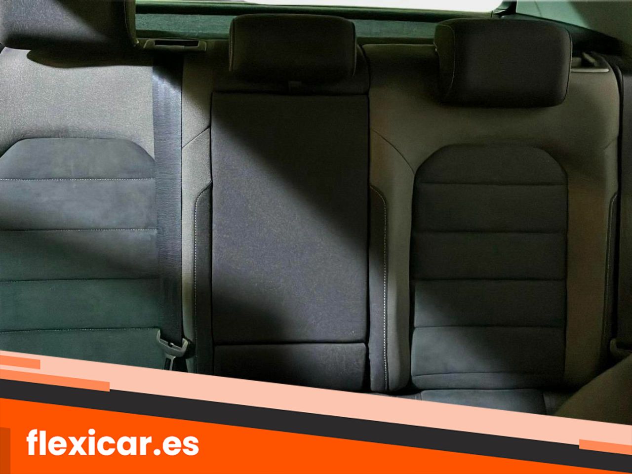 Foto Volkswagen Golf 16
