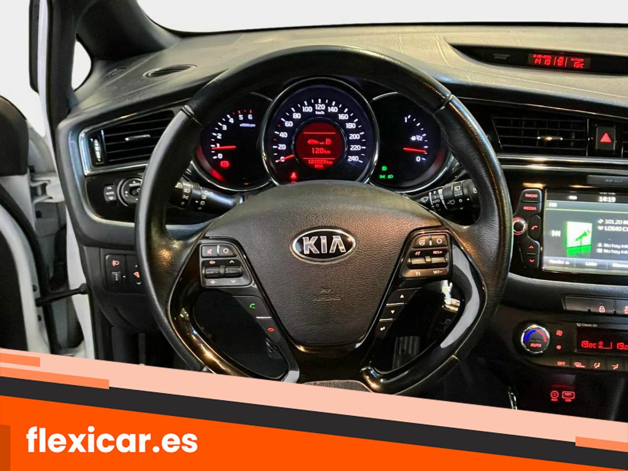 Foto Kia Ceed 14