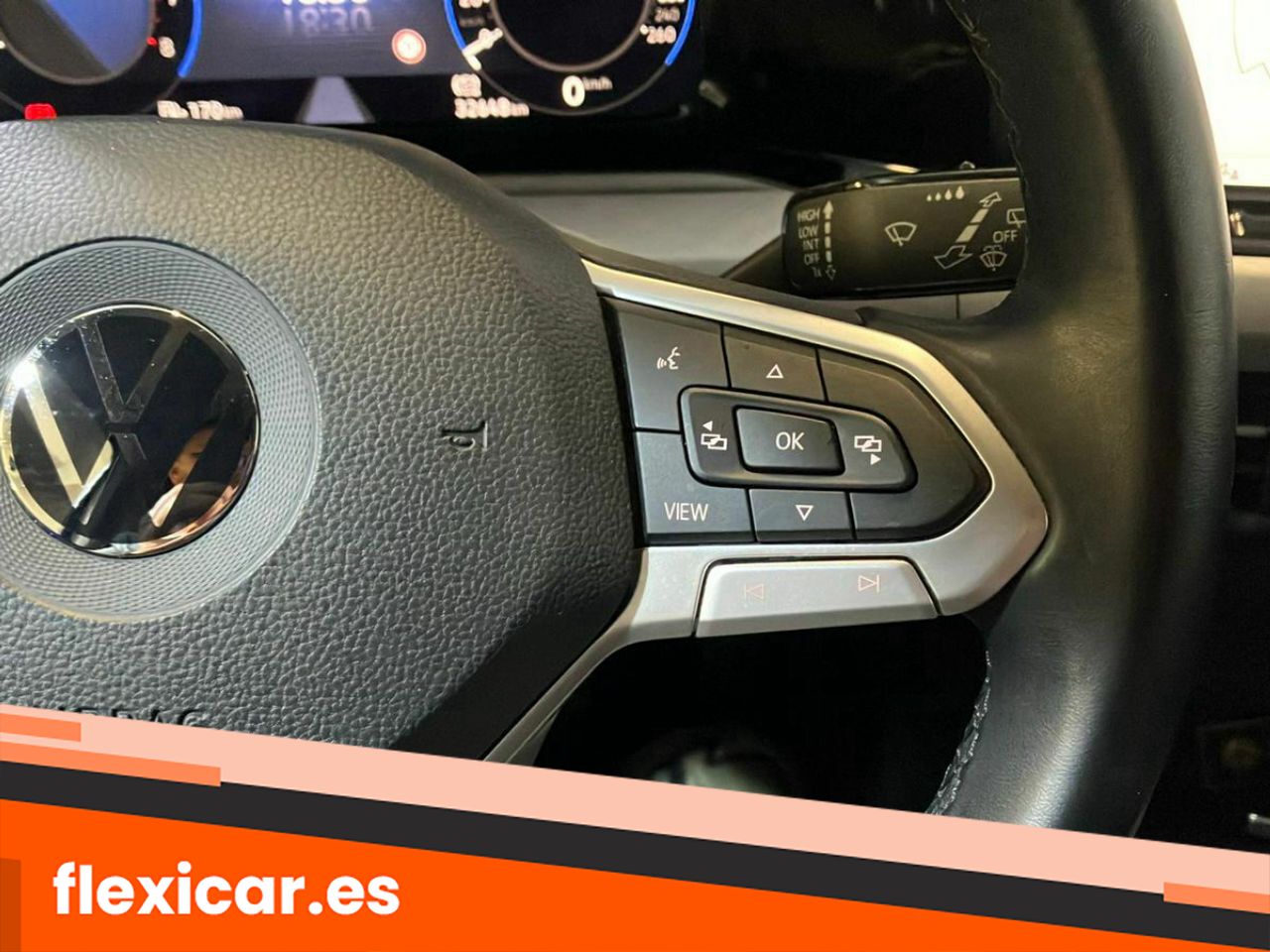 Foto Volkswagen Golf 16