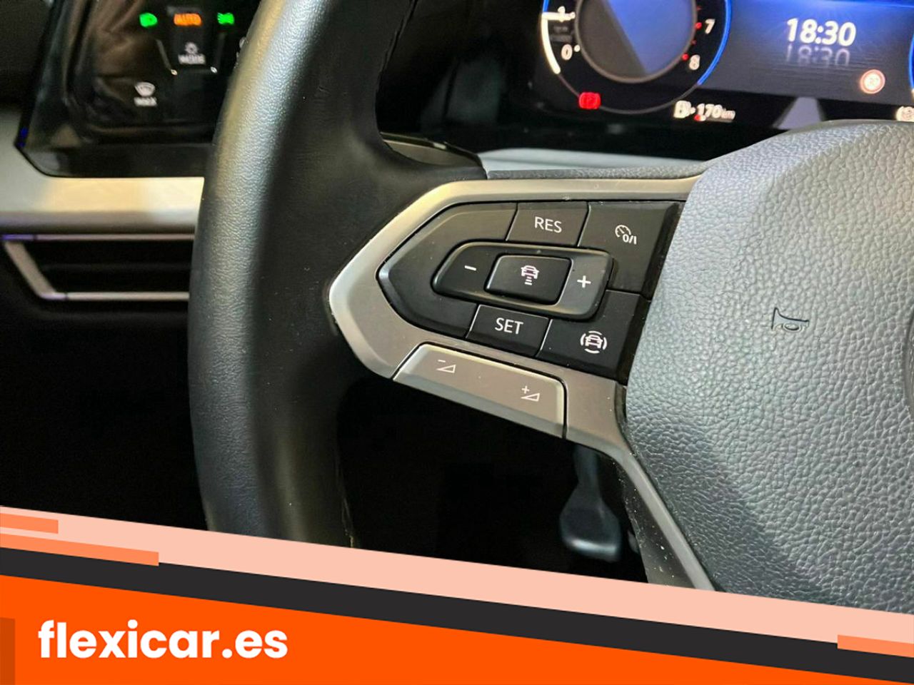 Foto Volkswagen Golf 17