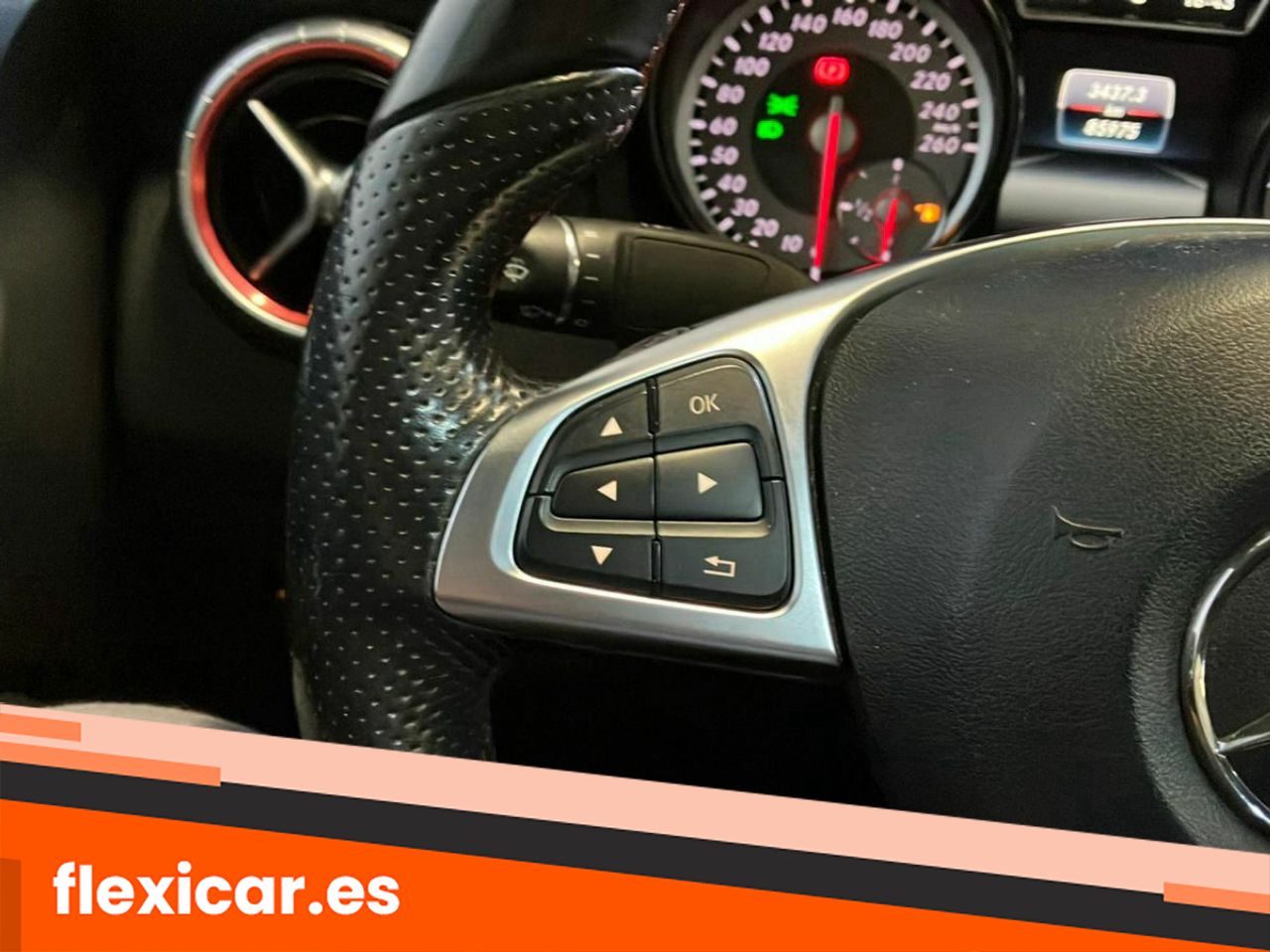 Foto Mercedes-Benz Clase CLA 18