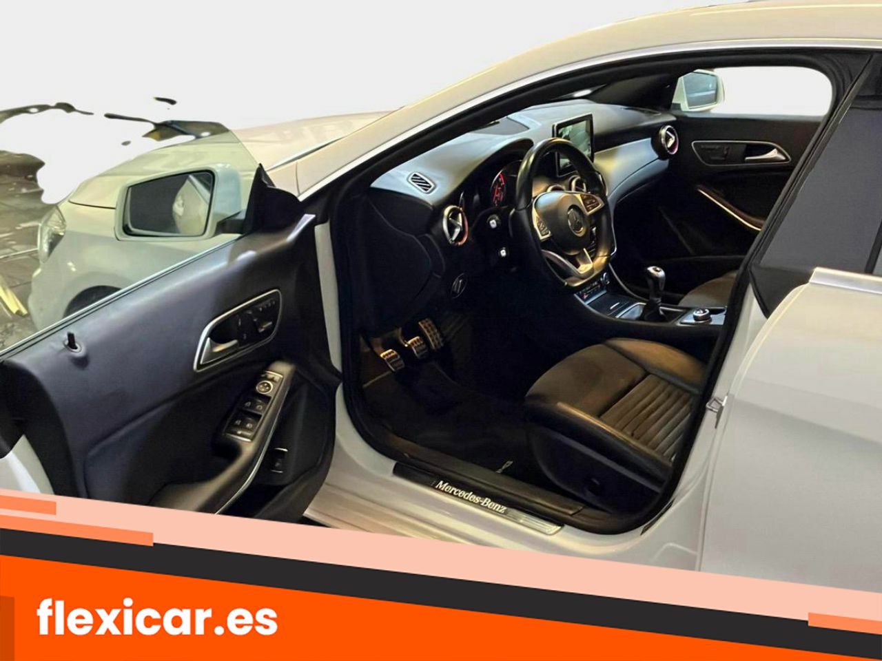 Foto Mercedes-Benz Clase CLA 22