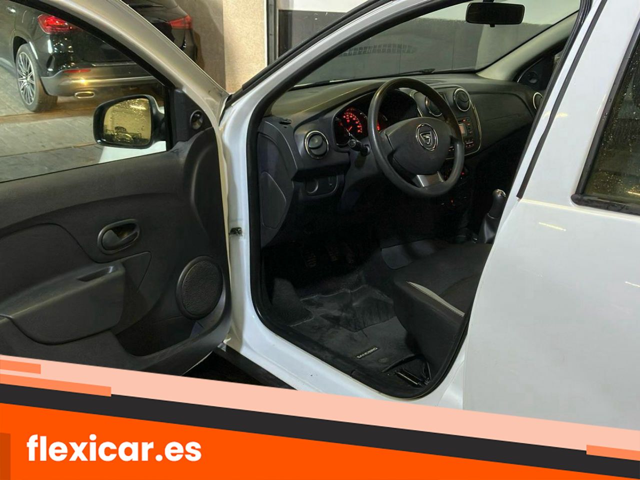 Foto Dacia Sandero 15