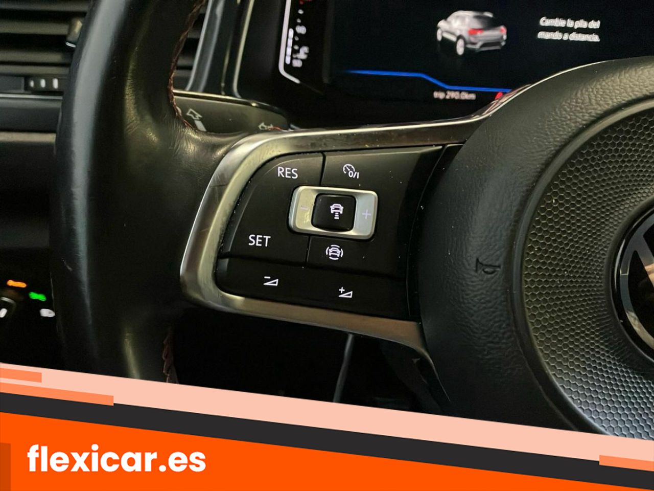 Foto Volkswagen T-Roc 16